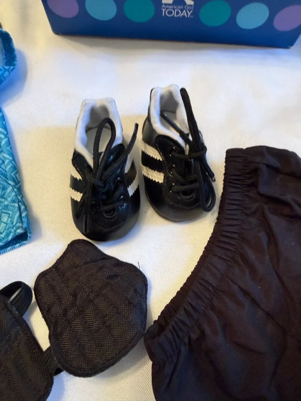 American Girl Doll complete Soccer Outfit (2004) Retired.